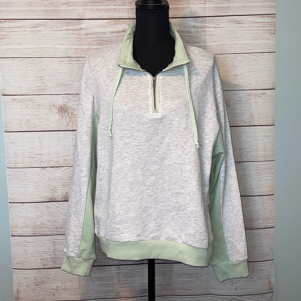 NWT Stitch Fix Pinque half zip sweatshirt